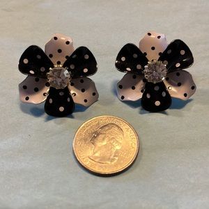 CLIPS Polka Dot Flowers